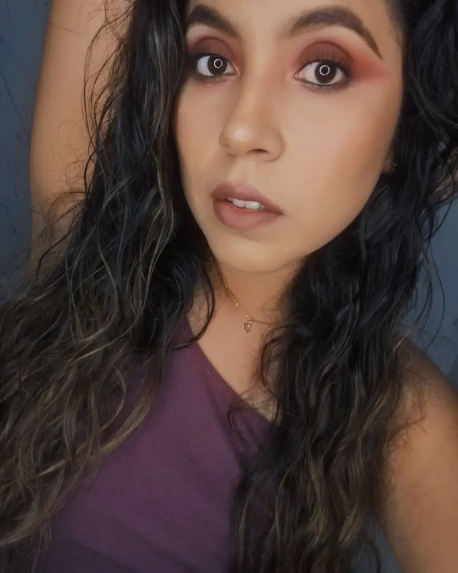 Viveca Andonaire makeup artist y especialista en belleza